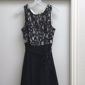 Black and white formal JESSICA HOWARD